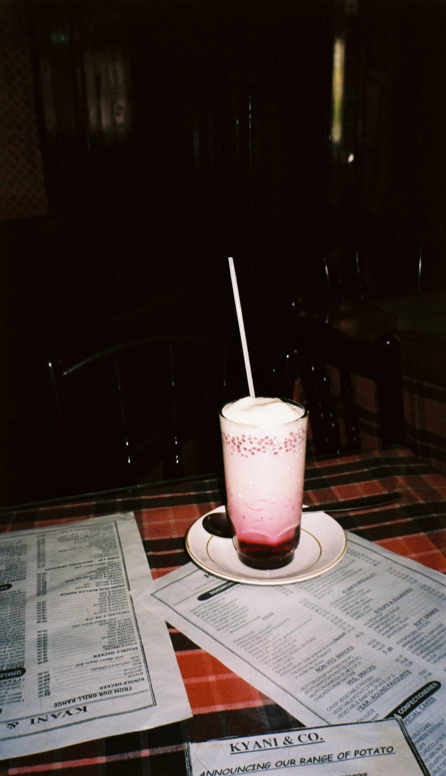 [F1050039jj.JPG]