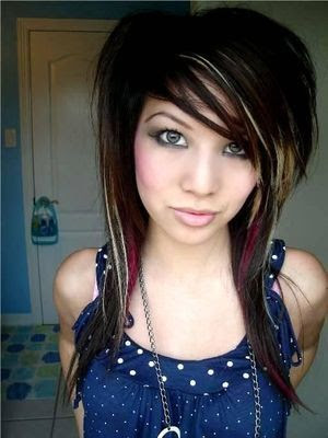 Scene hairstyles for girls with medium hair require some little techniques