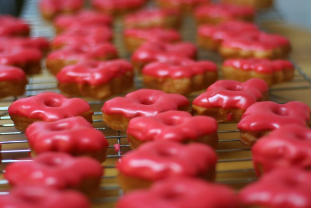 canada day cupcakes. Happy Canada Day Donuts