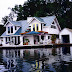 A Floating Holiday House!