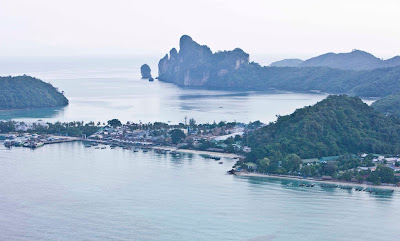 Treasures Thailand  Koh Phi Phi                                      Beaches and Resorts