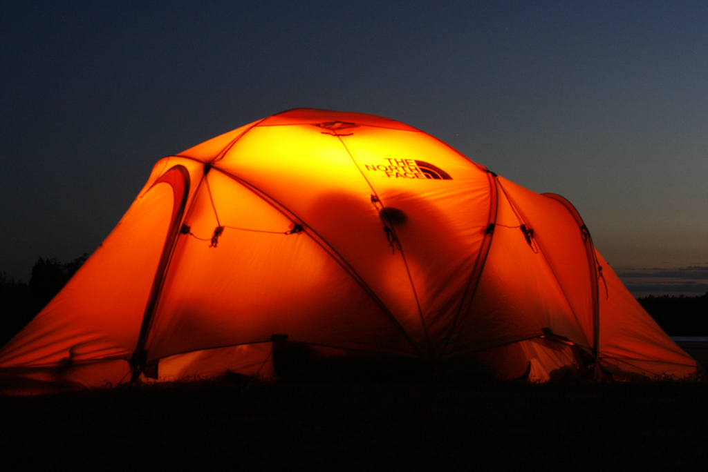 [love+tent+2.jpg]