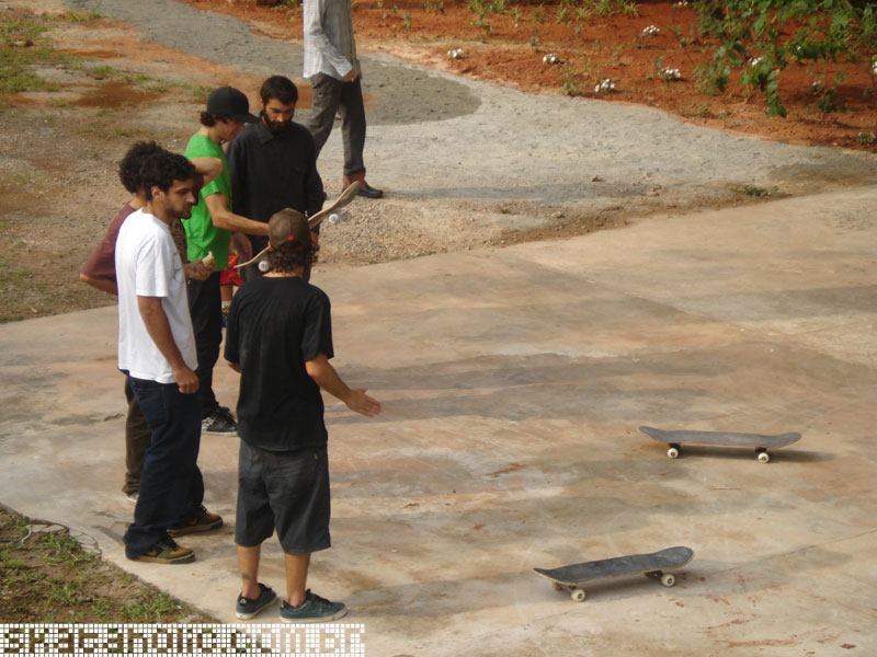 [i_legitimo_083.jpg]