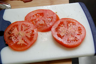 sliced tomatoes | simple pretty