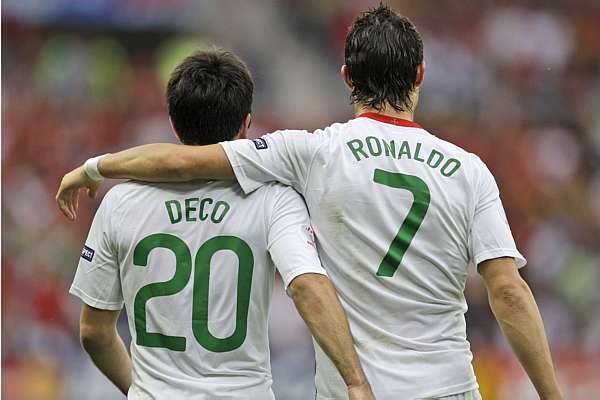 [deco_cronaldo_600.jpg]