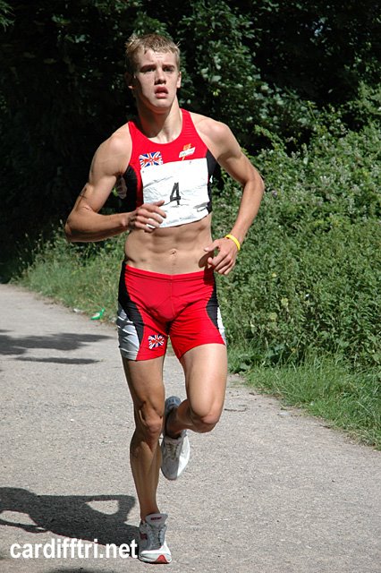 [2114229108_3b7355c57c_o.jpg]