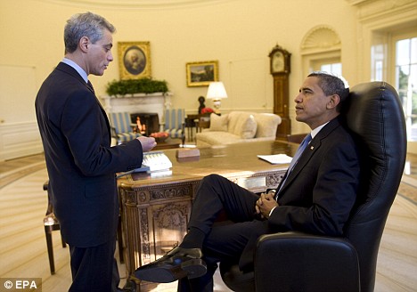 [President+Obama+_oval+office.jpg]