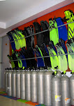 Tanks & Fins