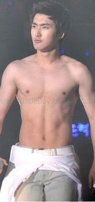 http://4.bp.blogspot.com/_kCtLh2C1n6o/S--Fqq7Q2AI/AAAAAAAABDs/1grY4U38eko/s1600/Choi+SiWon+019.jpg