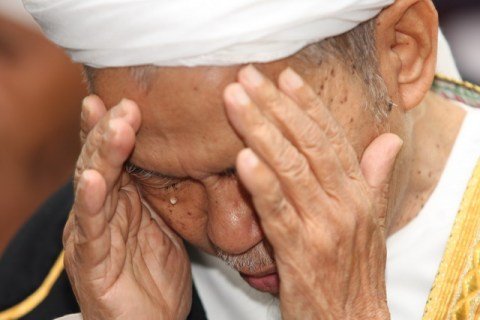 Berdoa Menangis