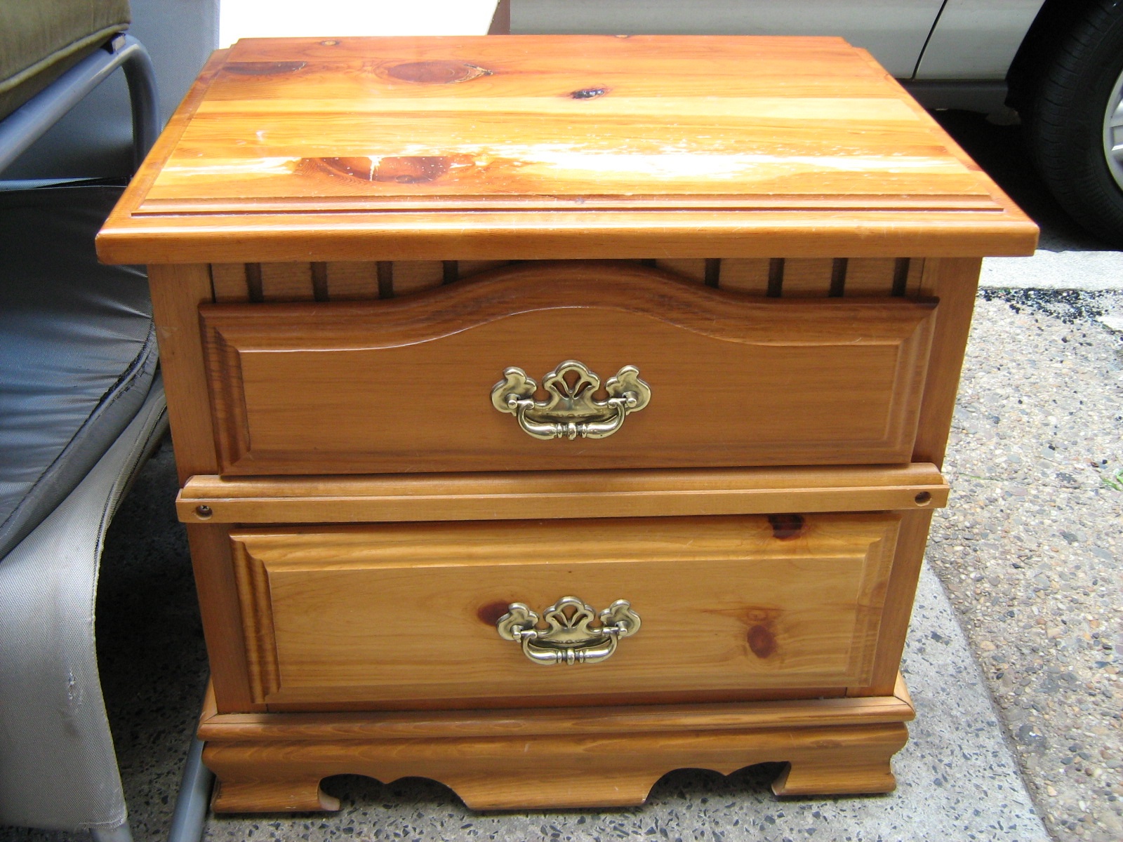 [NightstandPine.jpg]