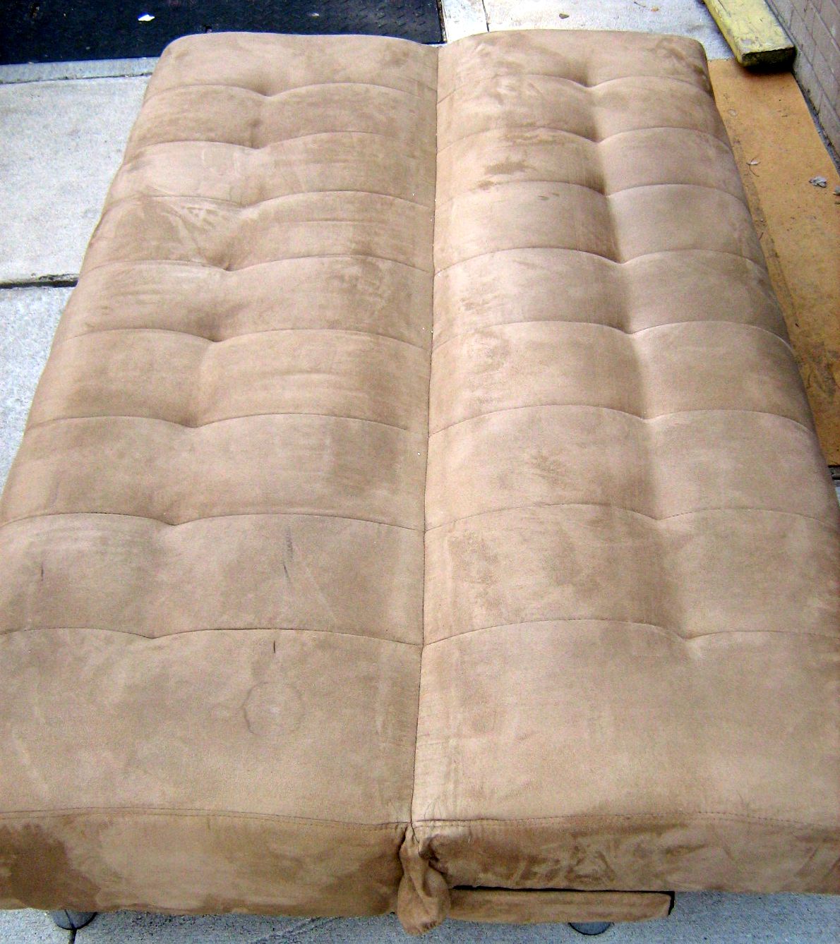 [fold+down+ikea+sofa.jpg]