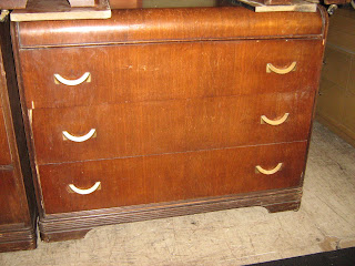 Waterfall Bedroom Set Pieces Sold Soloshrinks