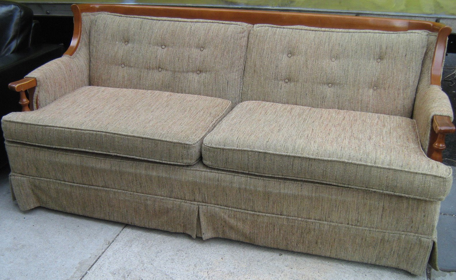 [little+loveseat.jpg]