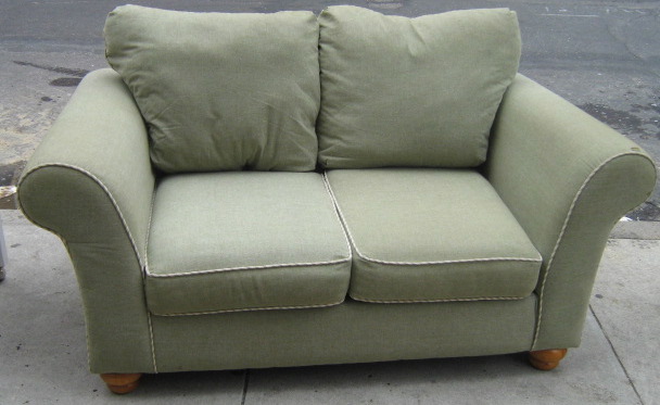 [loveseat.jpg]