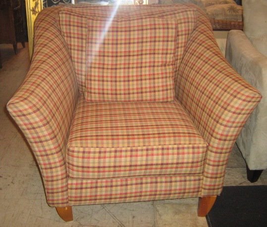[plaid+chair.JPG]