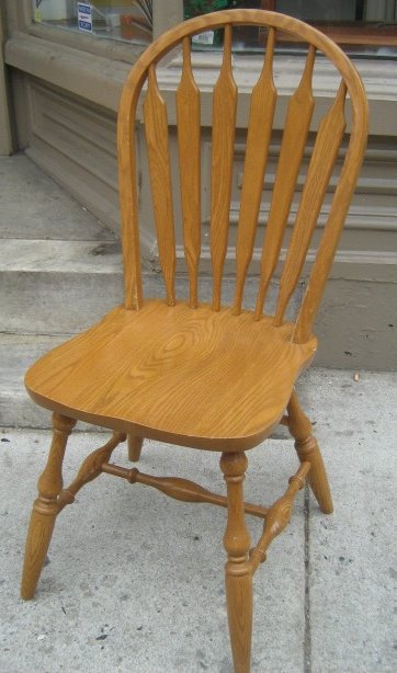 [white+table+chair.jpg]