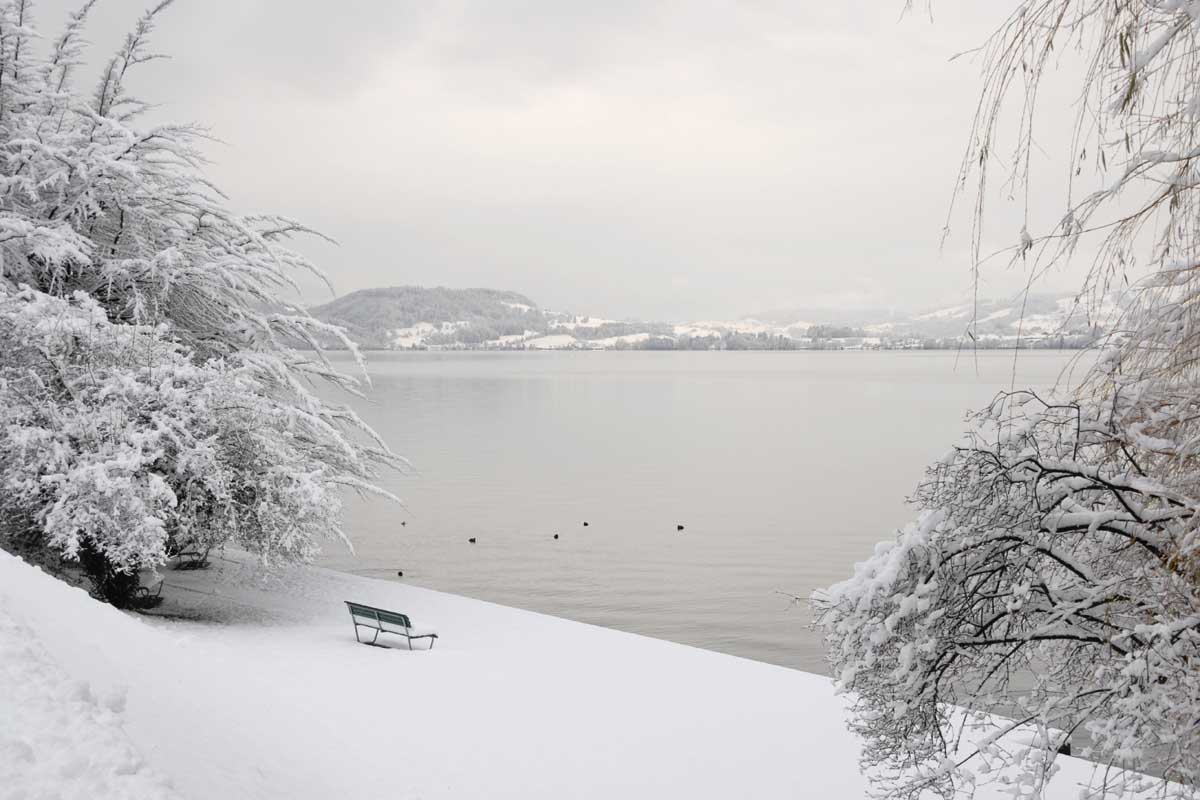 [winter-lake-b7k.jpg]