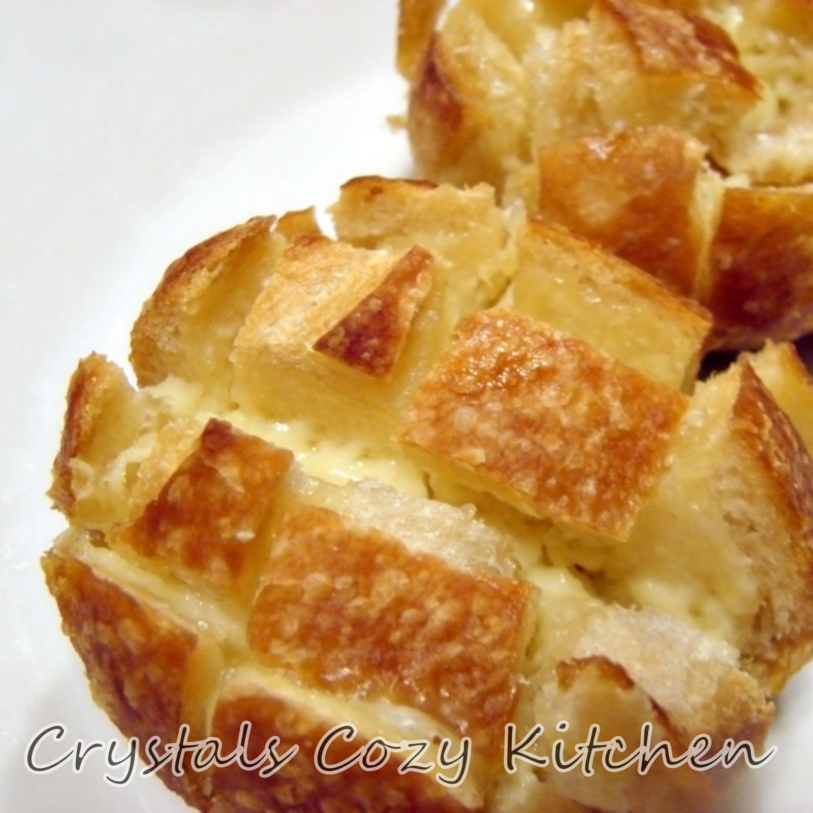 Crystal's Cozy Kitchen Cheesy Sourdough Bread