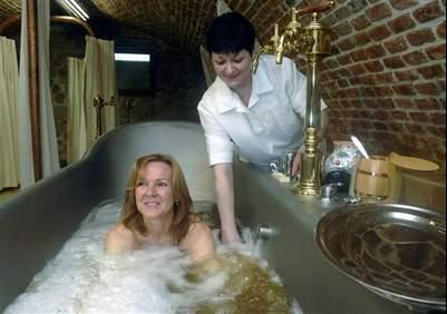 [Beer+Bath.jpg]