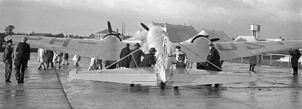 [Pander+S-4+rear+view.jpg]