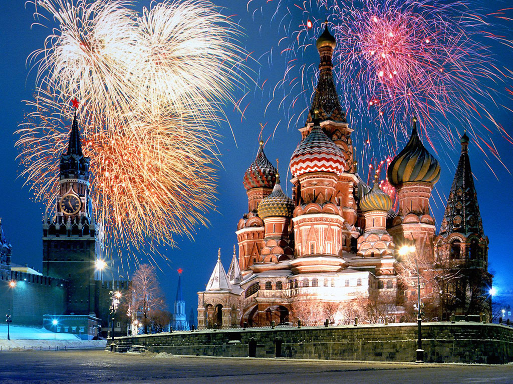 http://4.bp.blogspot.com/_kIfu6UKBgcQ/TPOa8PmBVzI/AAAAAAAAAAQ/GMbf4mGenXg/s1600/kremlin_and_red_square_fireworks%252C_moscow%252C_russia.jpg