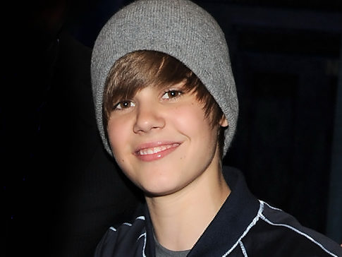 Justin Bieber Hot Pics 2011. hair hot justin bieber pics