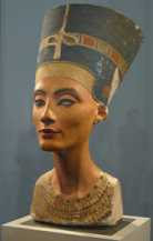Bust of Queen Nefertiti (1350BC)