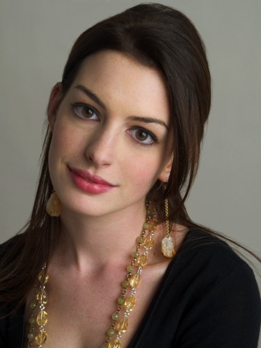 Anne Hathaway Dating Adam Shulman. Anne Hathaway continues and