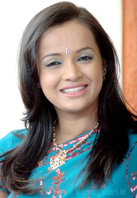 http://4.bp.blogspot.com/_kLvzpyZm7zM/TDVtZiS6DgI/AAAAAAAARLg/0F8hICWLvjo/s1600/actress_tanu_rai_latest_stills_pics_01.jpg