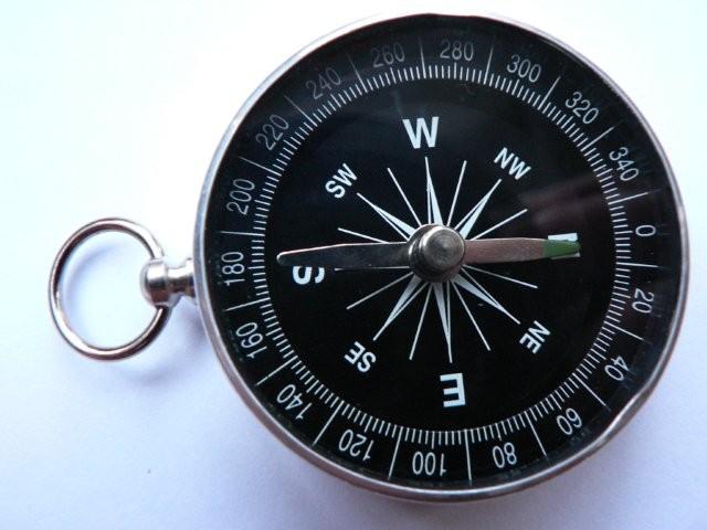 [Kompas.jpg]