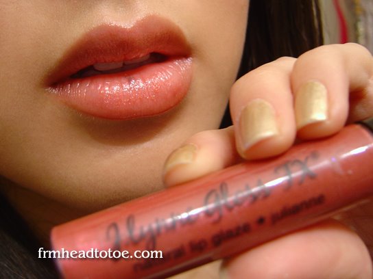 [juliannelipglaze.jpg]