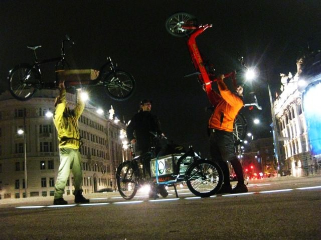 [Bullitts+Over+Vienna.JPG]