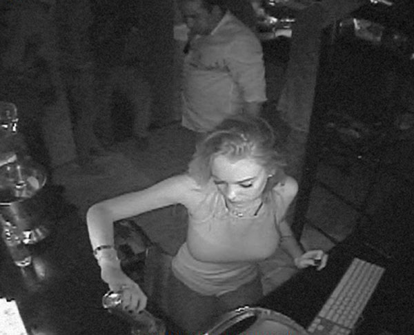 Dating abuse victim-in-Hilton