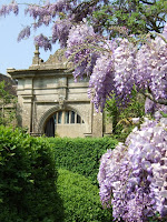 Westwood Manor gateway