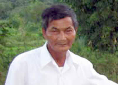http://4.bp.blogspot.com/_kYSTM3xWI8s/SWxf5FtBRcI/AAAAAAAAGnc/zB91O4nuOtY/s400/a260_ngoc.jpg