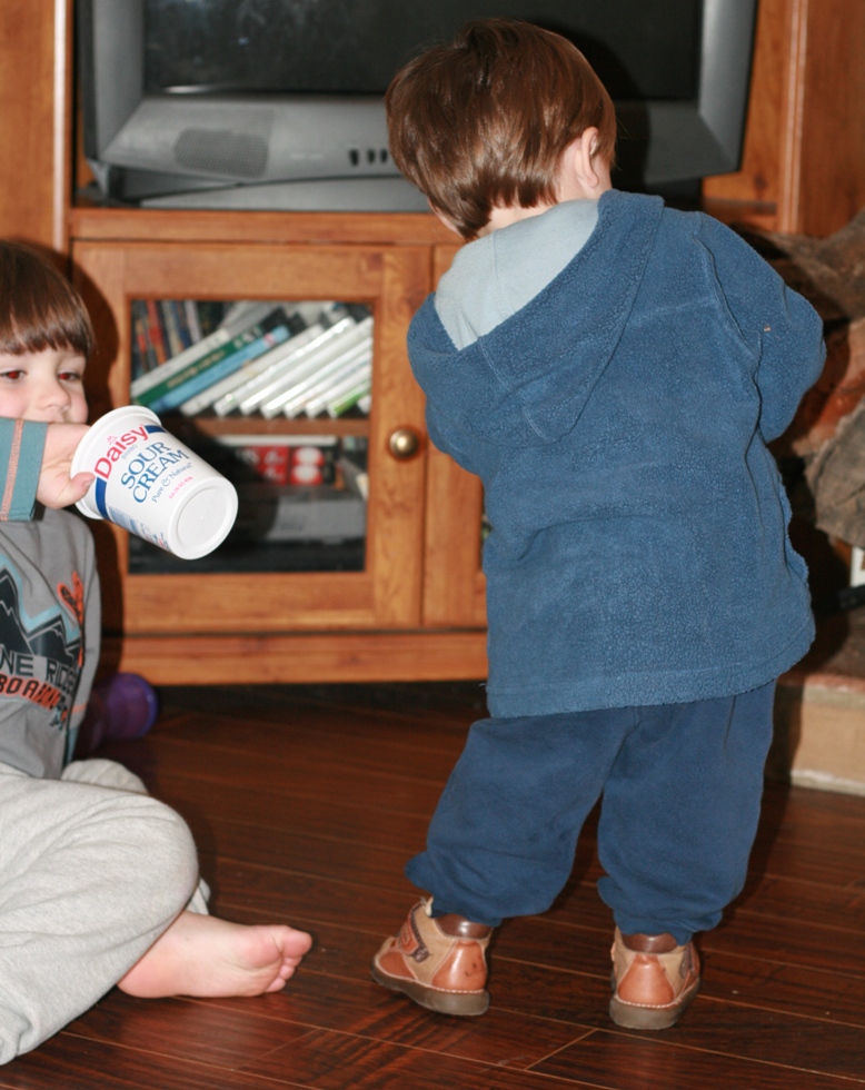 [Rockin+out+to+Maxwell.JPG]