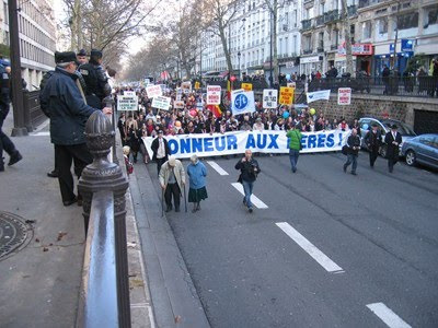 paris crowd