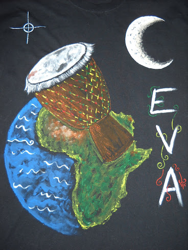 Camiseta Evita