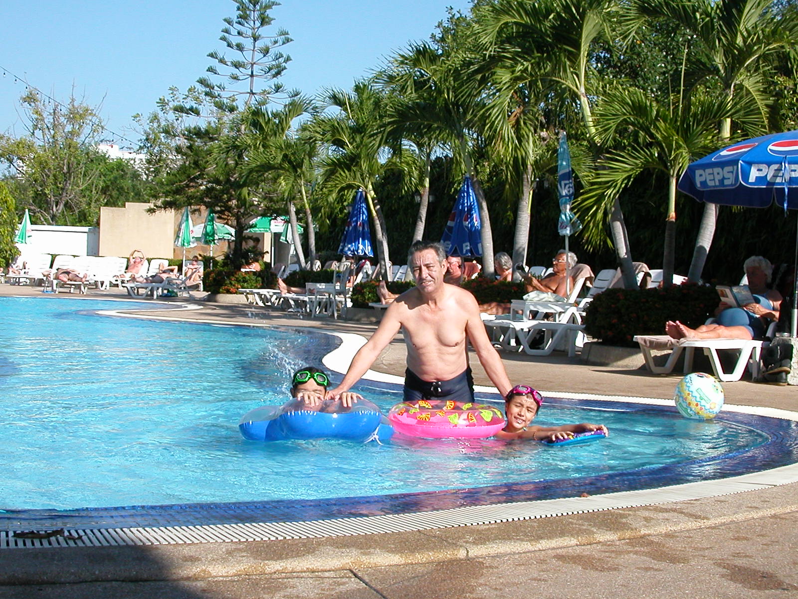 [DSCN0238.JPG]