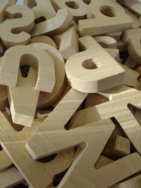 [letras de madeira.jpg]