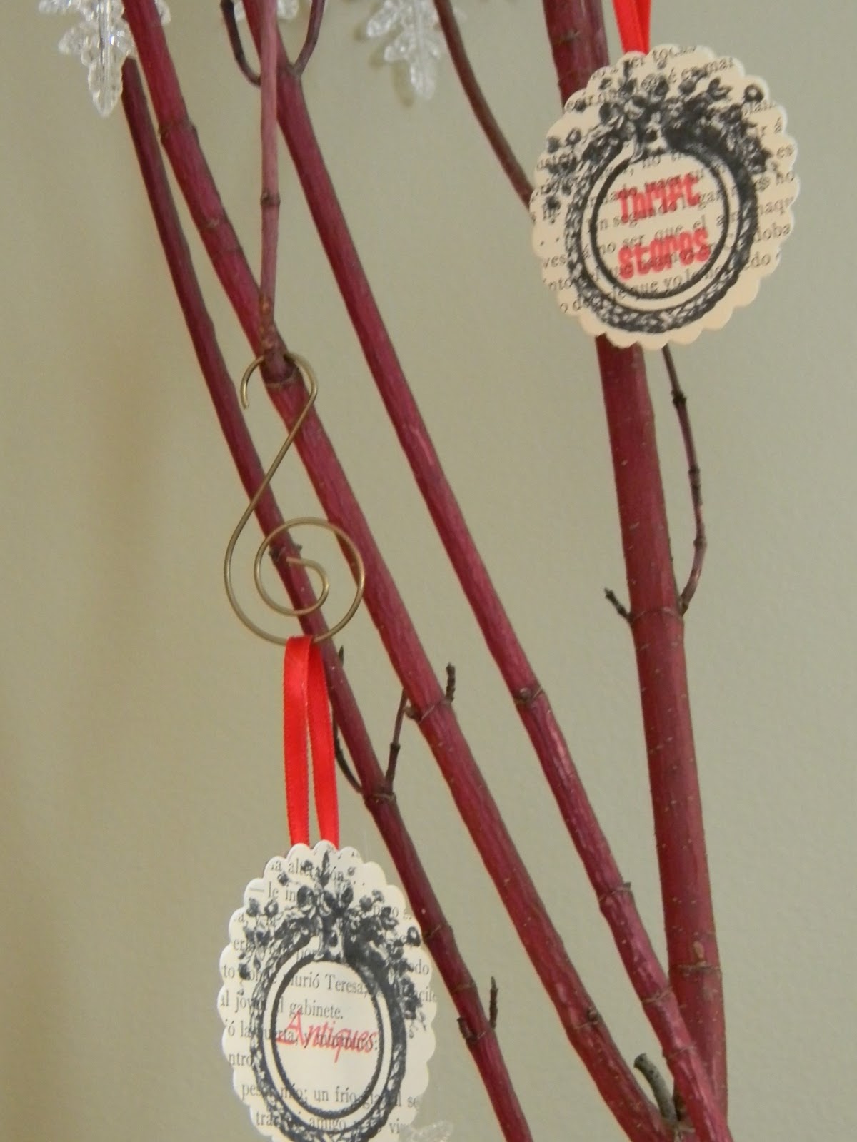 Pieces by polly: easy felt and twig valentine's tree tutorial Forever Decorating!: Valentine's Day Decor