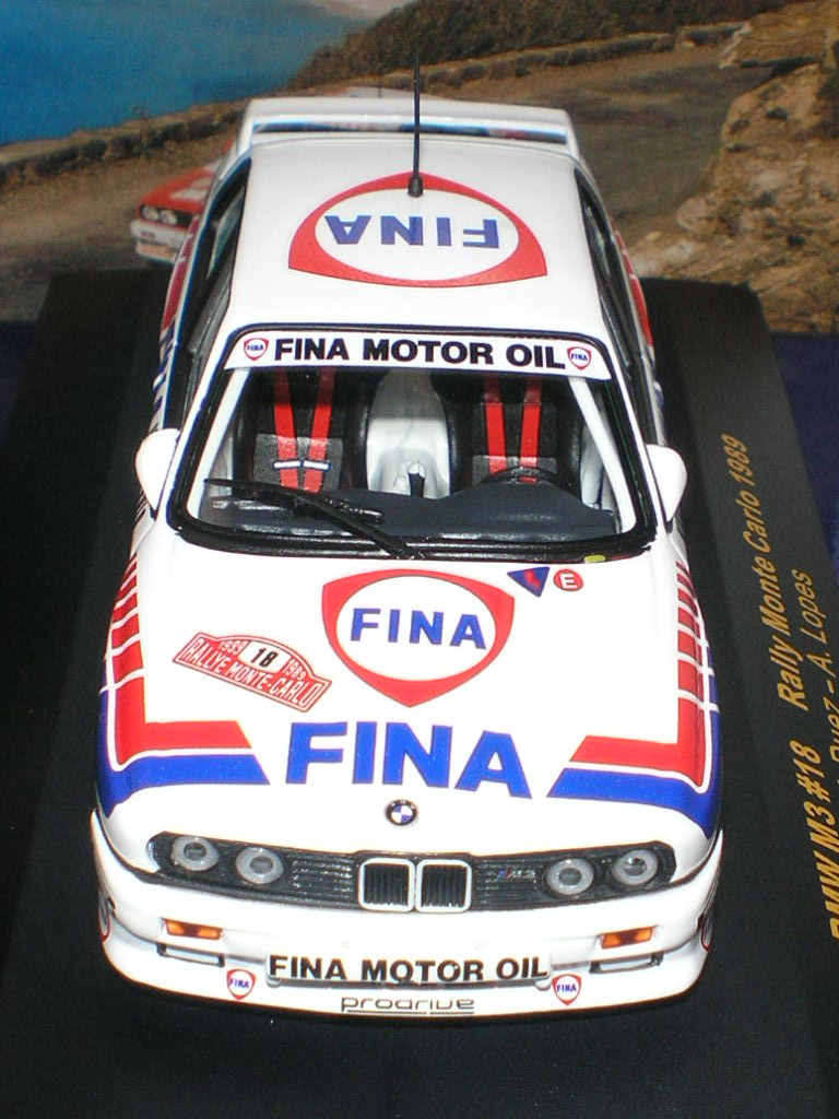 [BMWM31989c.JPG]