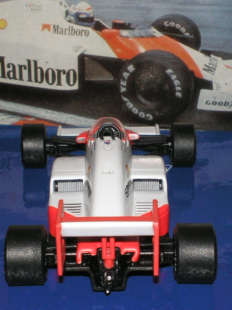 [McLarenMP42CProstd.JPG]