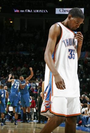[twolves+3.htm]