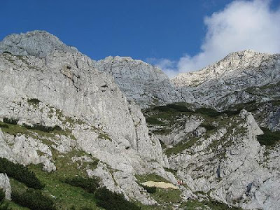 Piatra Craiului Mountains Piatra Craiului Mountains