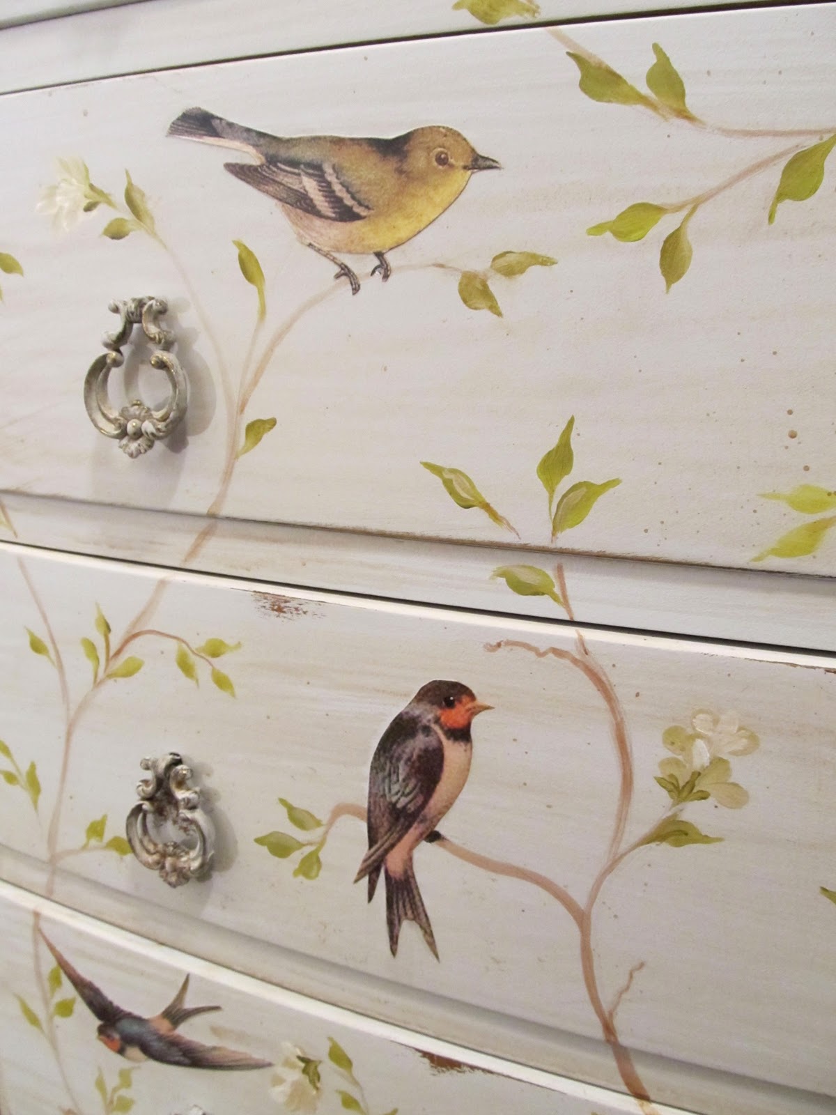 Cottage Hill Bow Front Bird Chest