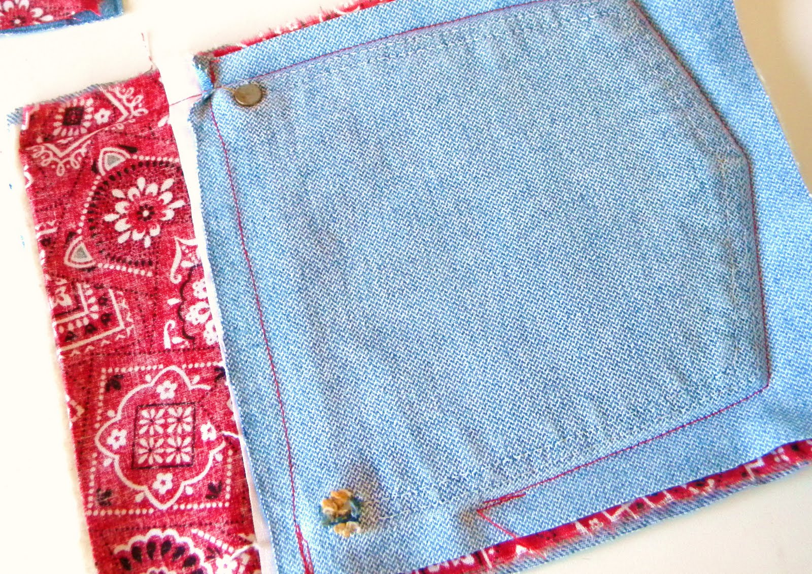 Simply Soares Jean Pocket Pot Holder Tutorial