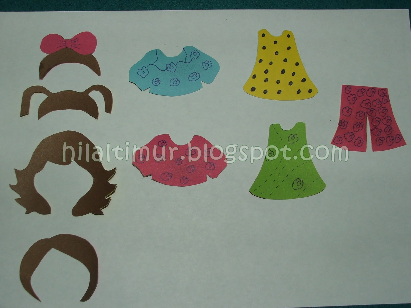 Oyuncak Dükkanı Bebek Giydirme Aktivite Kitabı Saç