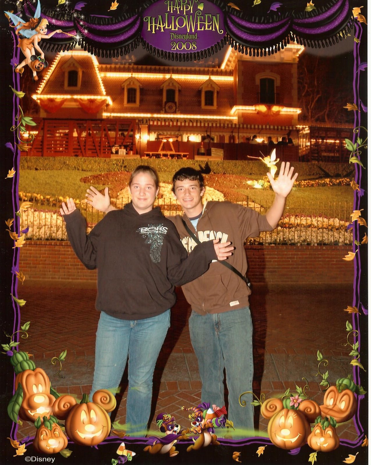 [Jacob+&+Emily+Happy+Halloween.jpg]